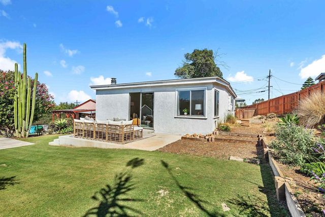 6647 Bell Court, San Diego, CA 92111