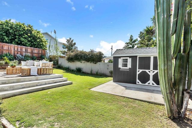 6647 Bell Court, San Diego, CA 92111