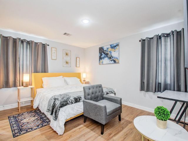 6610 Haight Street A, Houston, TX 77028