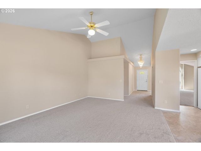 11070 Se ALEXANDER Ave, Happy Valley, OR 97086