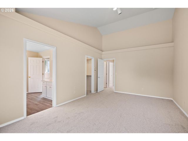 11070 Se ALEXANDER Ave, Happy Valley, OR 97086