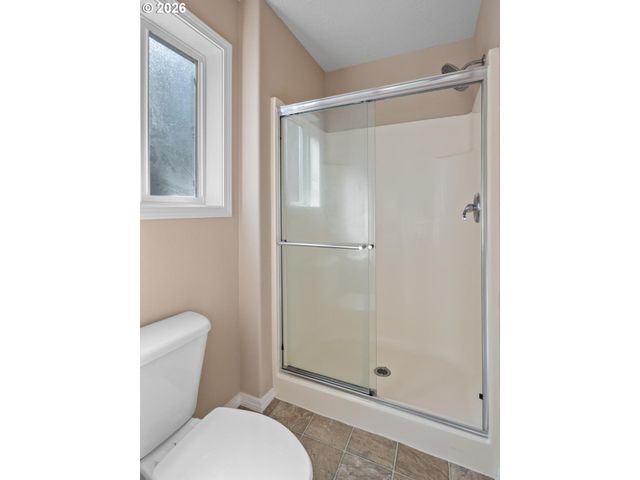 11070 Se ALEXANDER Ave, Happy Valley, OR 97086