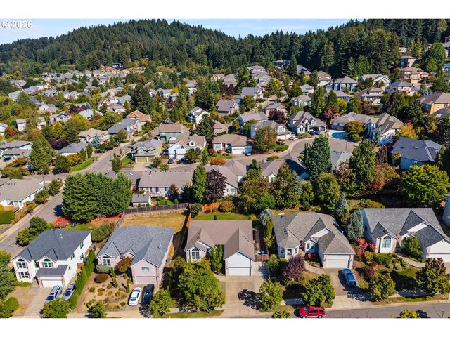 11070 Se ALEXANDER Ave, Happy Valley, OR 97086