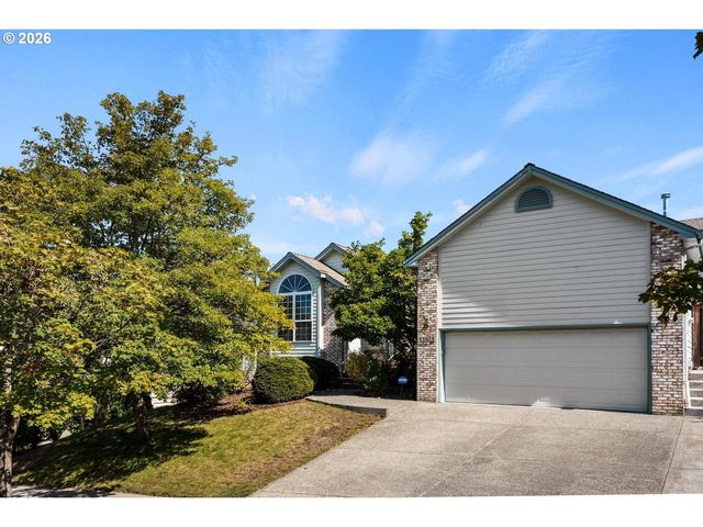 11070 Se ALEXANDER Ave, Happy Valley, OR 97086