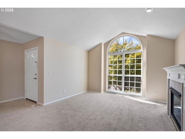 11070 Se ALEXANDER Ave, Happy Valley, OR 97086