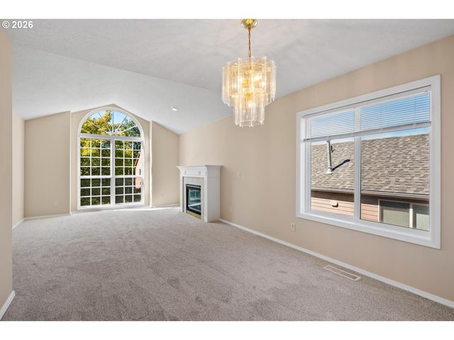 11070 Se ALEXANDER Ave, Happy Valley, OR 97086