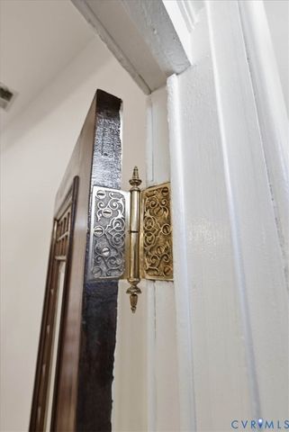 19 E Clay St, Richmond, VA 23219