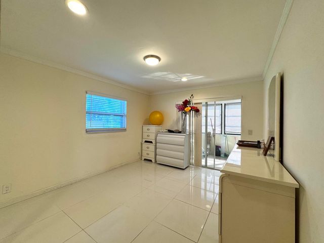 172 Waterford Way 172, Delray Beach, FL 33446