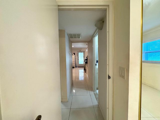 172 Waterford Way 172, Delray Beach, FL 33446