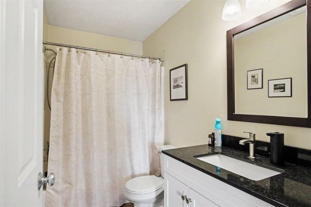 3014 Stonewood Street, Grand Rapids, MI 49504