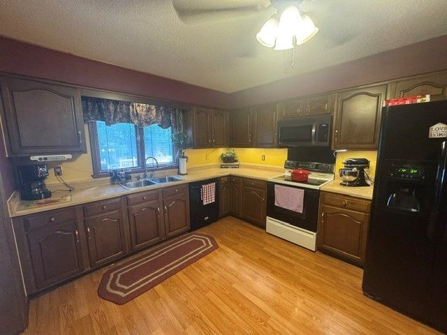 4337 W 28TH Street, Millcreek, PA 16506