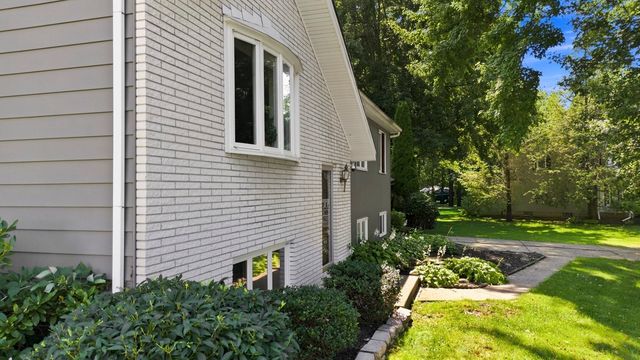 4337 W 28TH Street, Millcreek, PA 16506