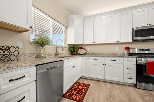 987 S Blue Hills Dr, Pueblo West, CO 81007