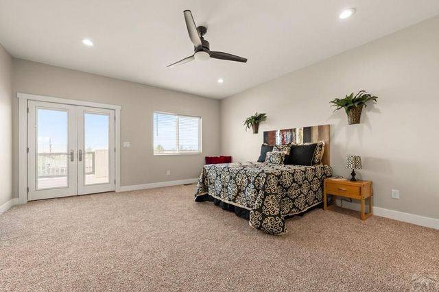 987 S Blue Hills Dr, Pueblo West, CO 81007