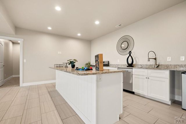 987 S Blue Hills Dr, Pueblo West, CO 81007