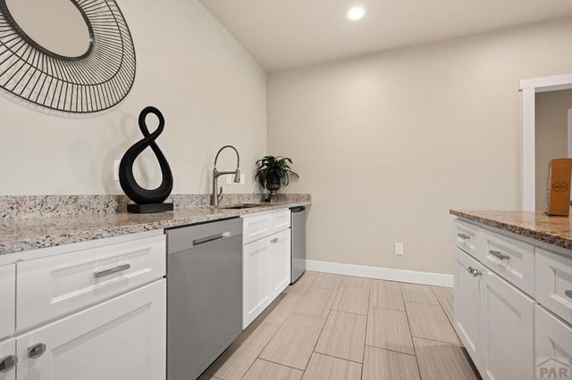 987 S Blue Hills Dr, Pueblo West, CO 81007