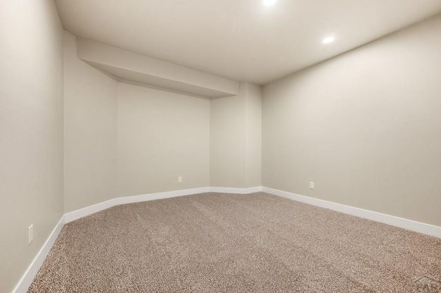 987 S Blue Hills Dr, Pueblo West, CO 81007