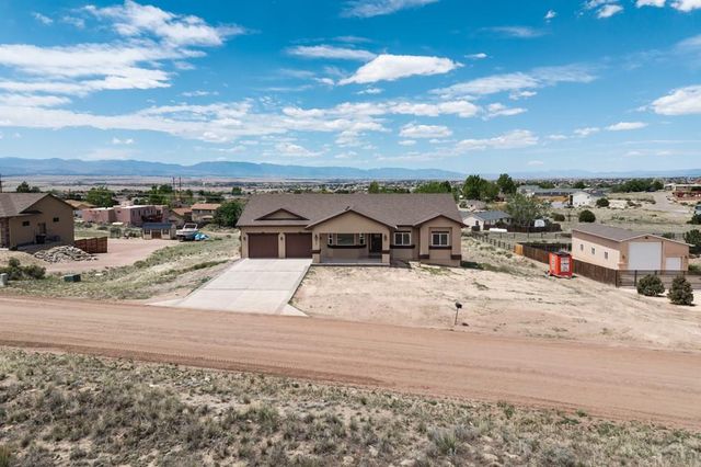 987 S Blue Hills Dr, Pueblo West, CO 81007