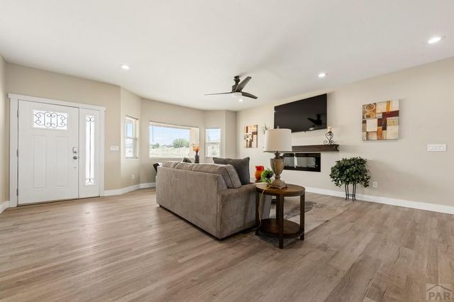 987 S Blue Hills Dr, Pueblo West, CO 81007