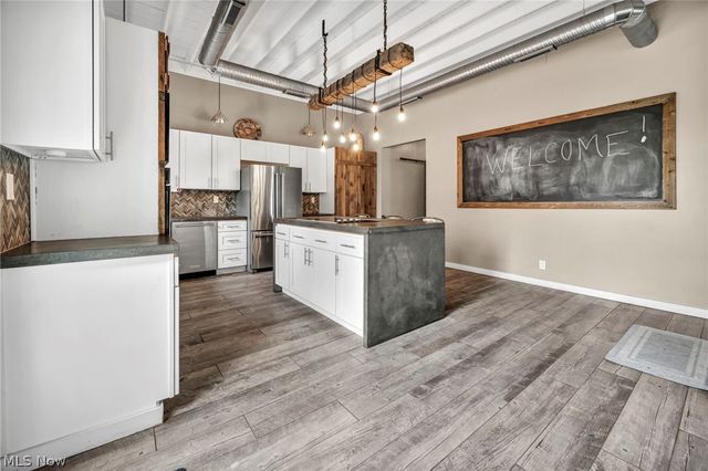 34300 Cooley Road, Columbia Station, OH 44028