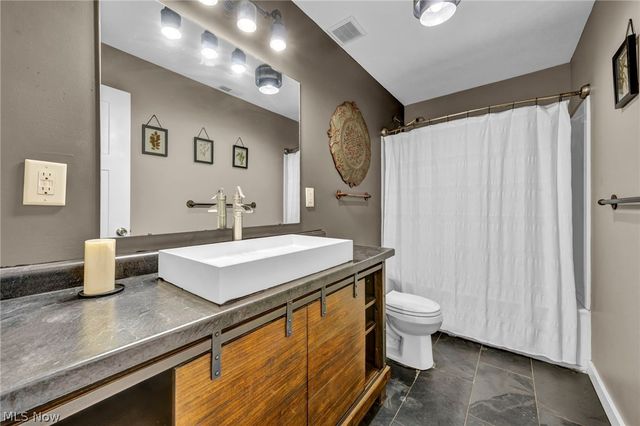 34300 Cooley Road, Columbia Station, OH 44028