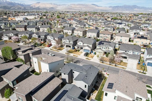 5371 ROCHDALE LN, Herriman, UT 84096