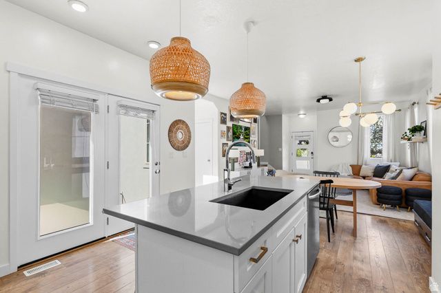 5371 ROCHDALE LN, Herriman, UT 84096