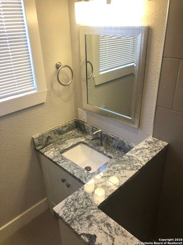 603 Devine St Apt 2, San Antonio, TX 78210