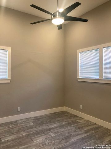 603 Devine St Apt 2, San Antonio, TX 78210