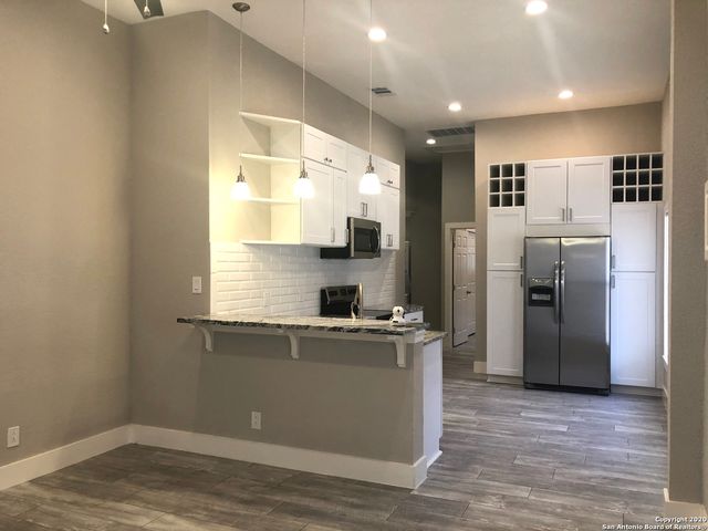 603 Devine St Apt 2, San Antonio, TX 78210