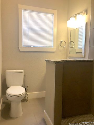 603 Devine St Apt 2, San Antonio, TX 78210