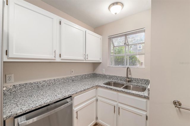 9755 SW 52ND ROAD, Gainesville, FL 32608