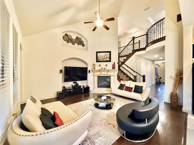 220 Rolling Fork Bend, Irving, TX 75039