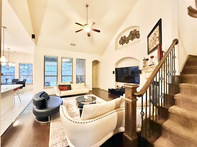 220 Rolling Fork Bend, Irving, TX 75039