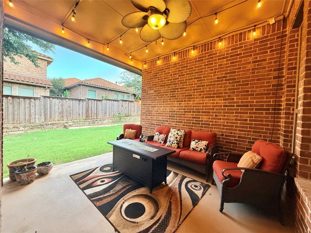 220 Rolling Fork Bend, Irving, TX 75039