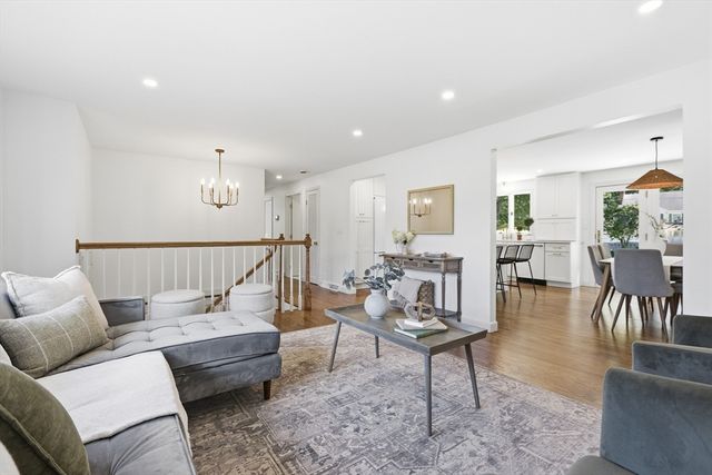 14 Eugene Road, Burlington, MA 01803