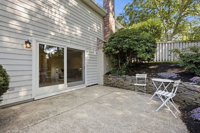 14 Eugene Road, Burlington, MA 01803