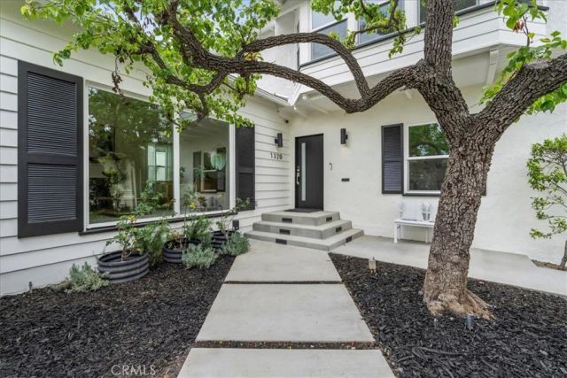 1320 Thayer, Los Angeles, CA 90024
