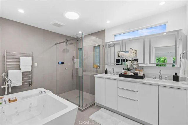 1320 Thayer, Los Angeles, CA 90024