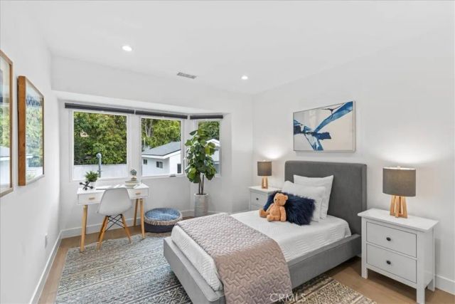 1320 Thayer, Los Angeles, CA 90024