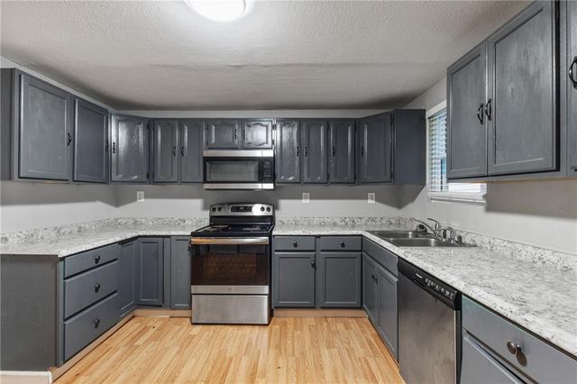 562 PATILLO Road, Stockbridge, GA 30281