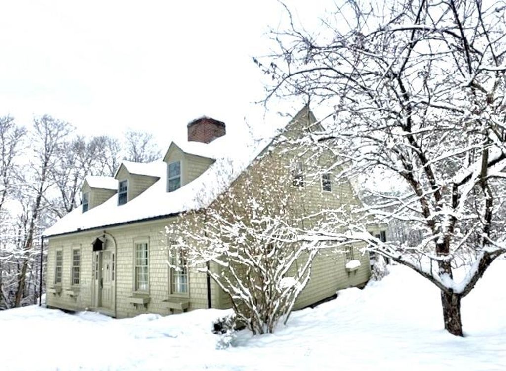 1196 RT 117, Sugar Hill, NH 03586