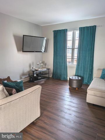 118 MCMULLEN CIR, Wilmington, DE 19802