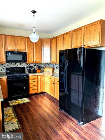 118 MCMULLEN CIR, Wilmington, DE 19802