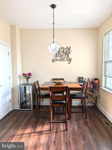 118 MCMULLEN CIR, Wilmington, DE 19802