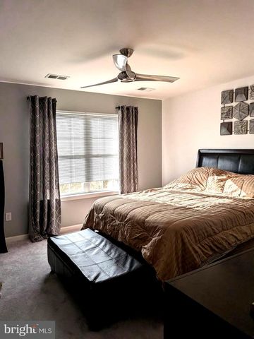 118 MCMULLEN CIR, Wilmington, DE 19802