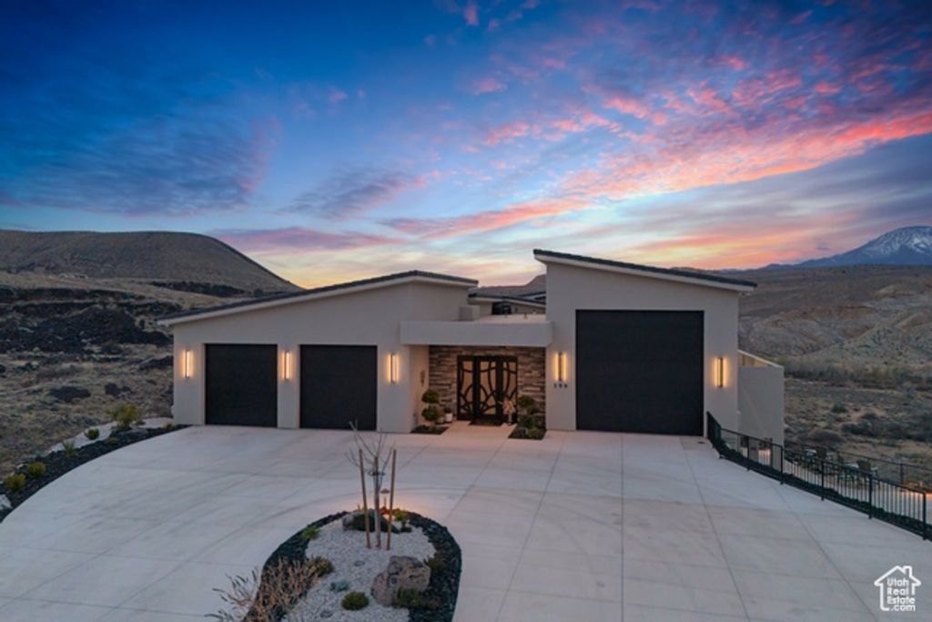 Image 3 of property listing at 599 W 170 S, La Verkin, UT 84745