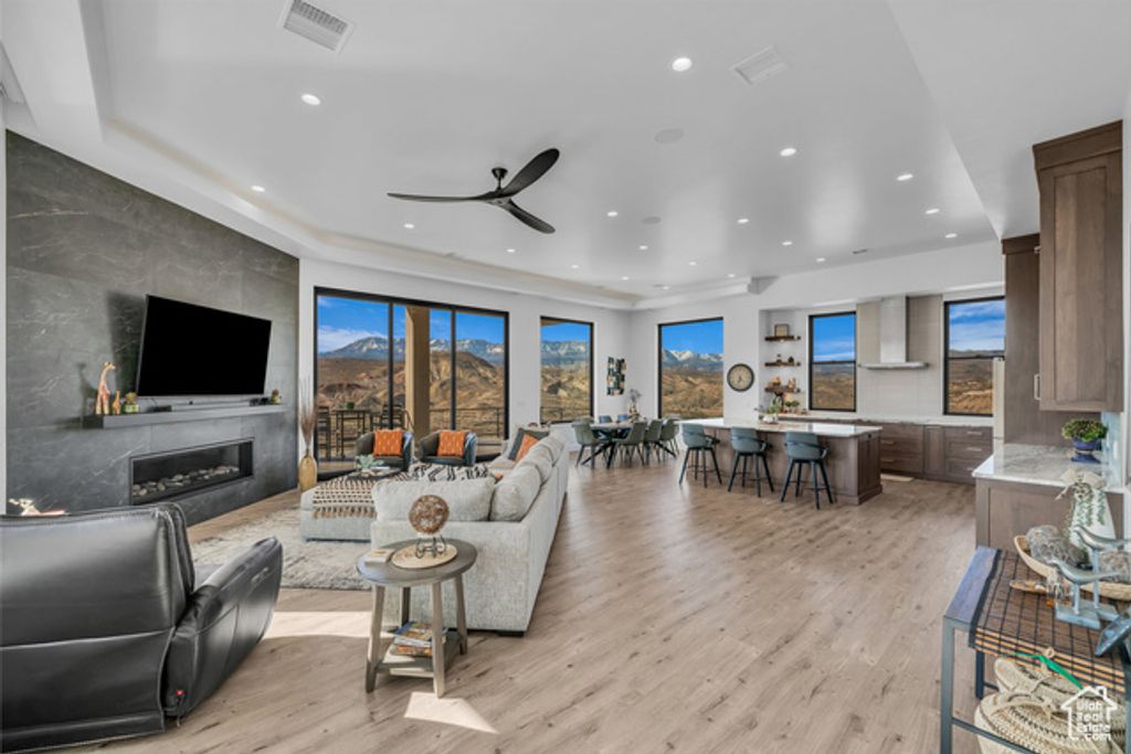Image 4 of property listing at 599 W 170 S, La Verkin, UT 84745