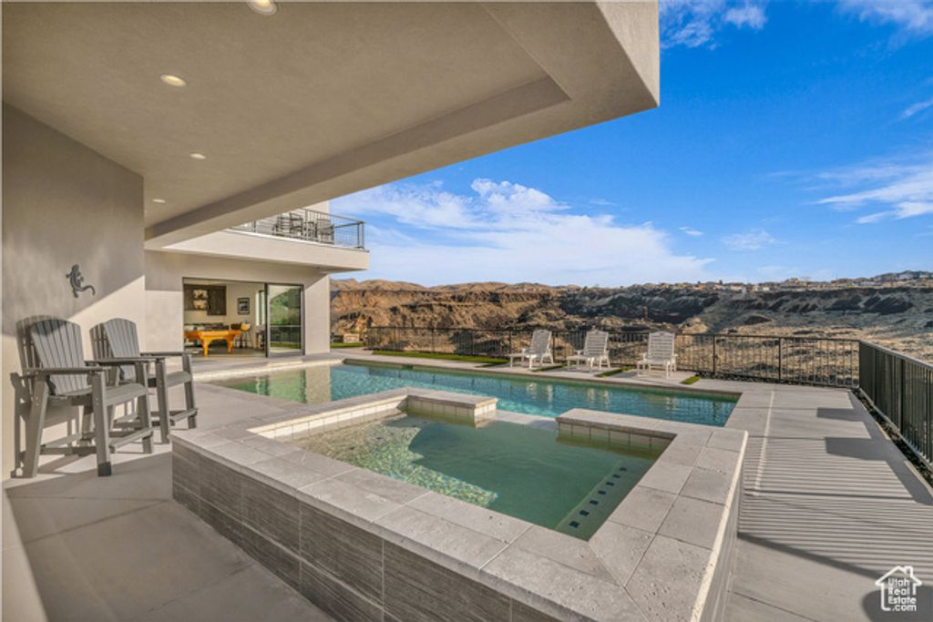 Image 50 of property listing at 599 W 170 S, La Verkin, UT 84745