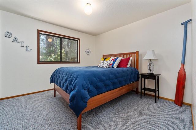 680 Larkspur Ln, Murphys, CA 95247